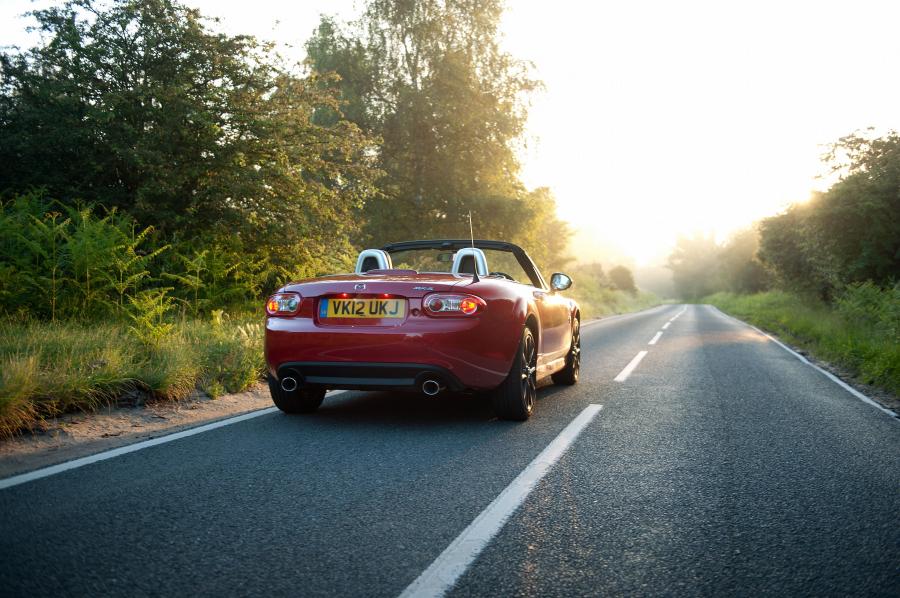  Mazda MX-5 Kuro 2012 года  (UK) (фото 46 из 54)